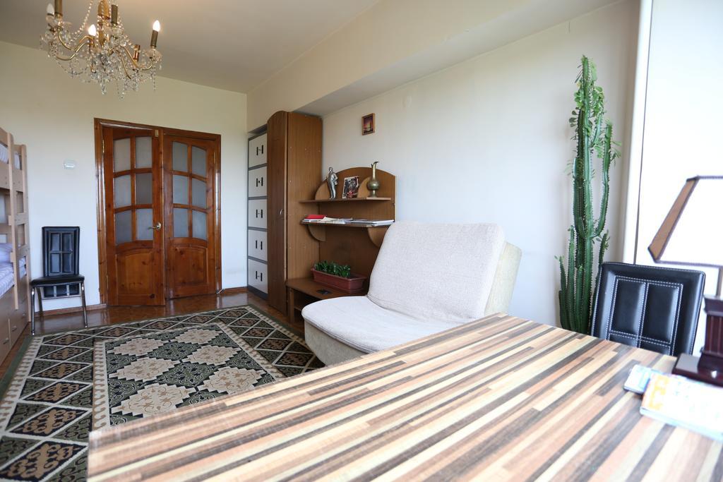 USSR Hostel Bișkek Cameră foto