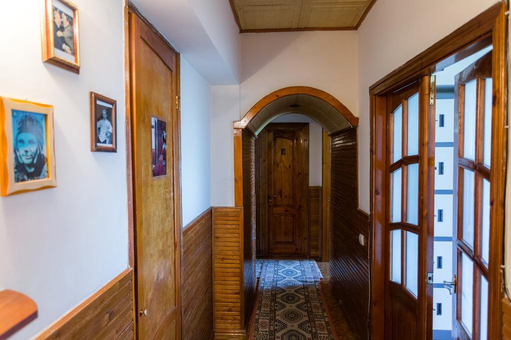 USSR Hostel Bișkek Exterior foto