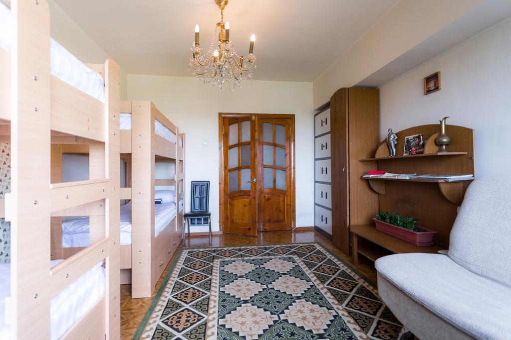 USSR Hostel Bișkek Cameră foto